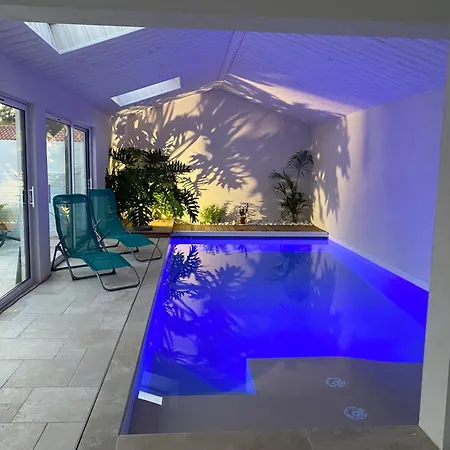 Les Embruns Avec Piscine Intérieure Chauffée 2 à 8 Personnes Saint-Jean-de-Monts
