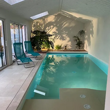 Villa Les Embruns Avec Piscine Intérieure Chauffée 2 à 8 Personnes